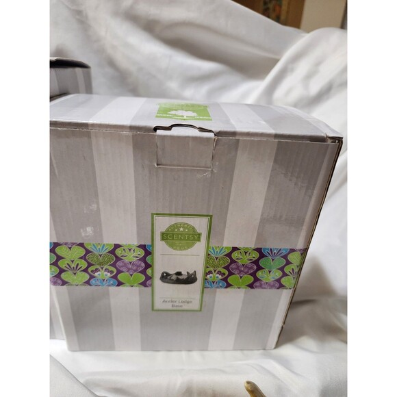 Scentsy Antler Lodge Full Size Wax Warmer Glass & Wire Shade Plug In Cabin Woods - Picture 10 of 11